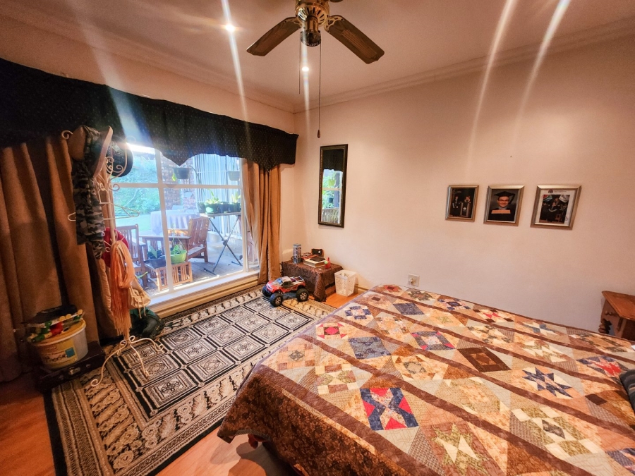 4 Bedroom Property for Sale in Wilkoppies North West
